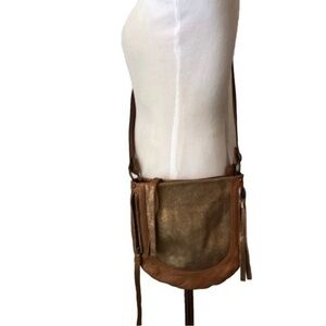TANO crossbody purse gold,tan side zipper Leather Crossbody Bag